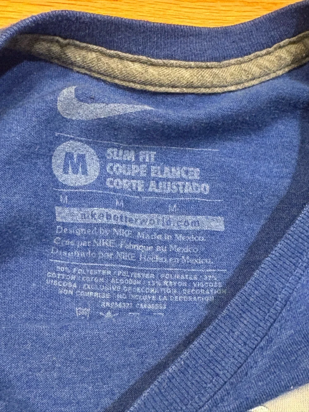 Nike Chicago Cubs Baseball Silver Blue Graphic Tee slim fit medium